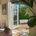 Apartamento Flat With Garden And Bright