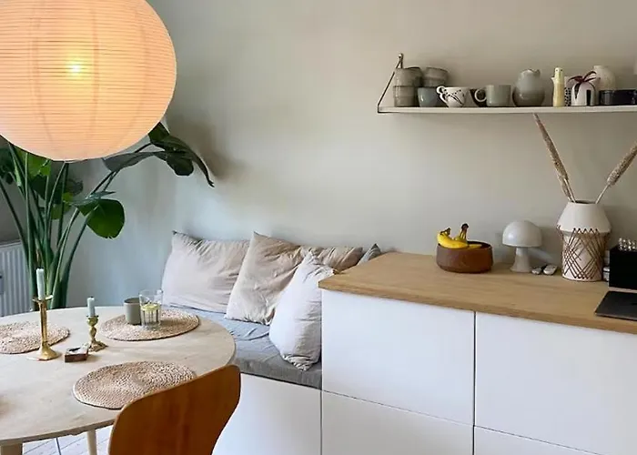 Apartment Flat With Garden And Bright *