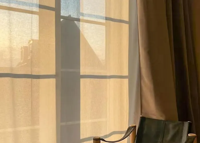 Flat With Garden And Bright